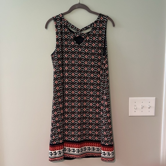 Magnolia Grace print Sleeveless Dress size M. Cut out back - Picture 3 of 9